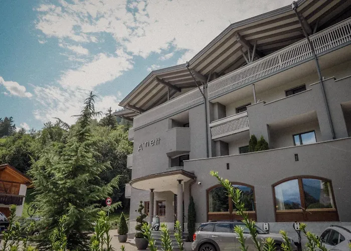Anett Hotel