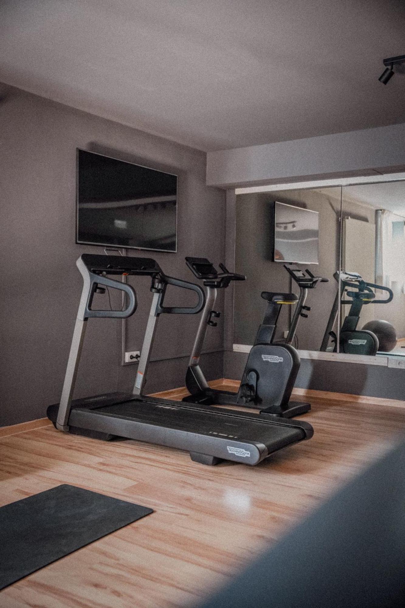 Anett Hotel 4*